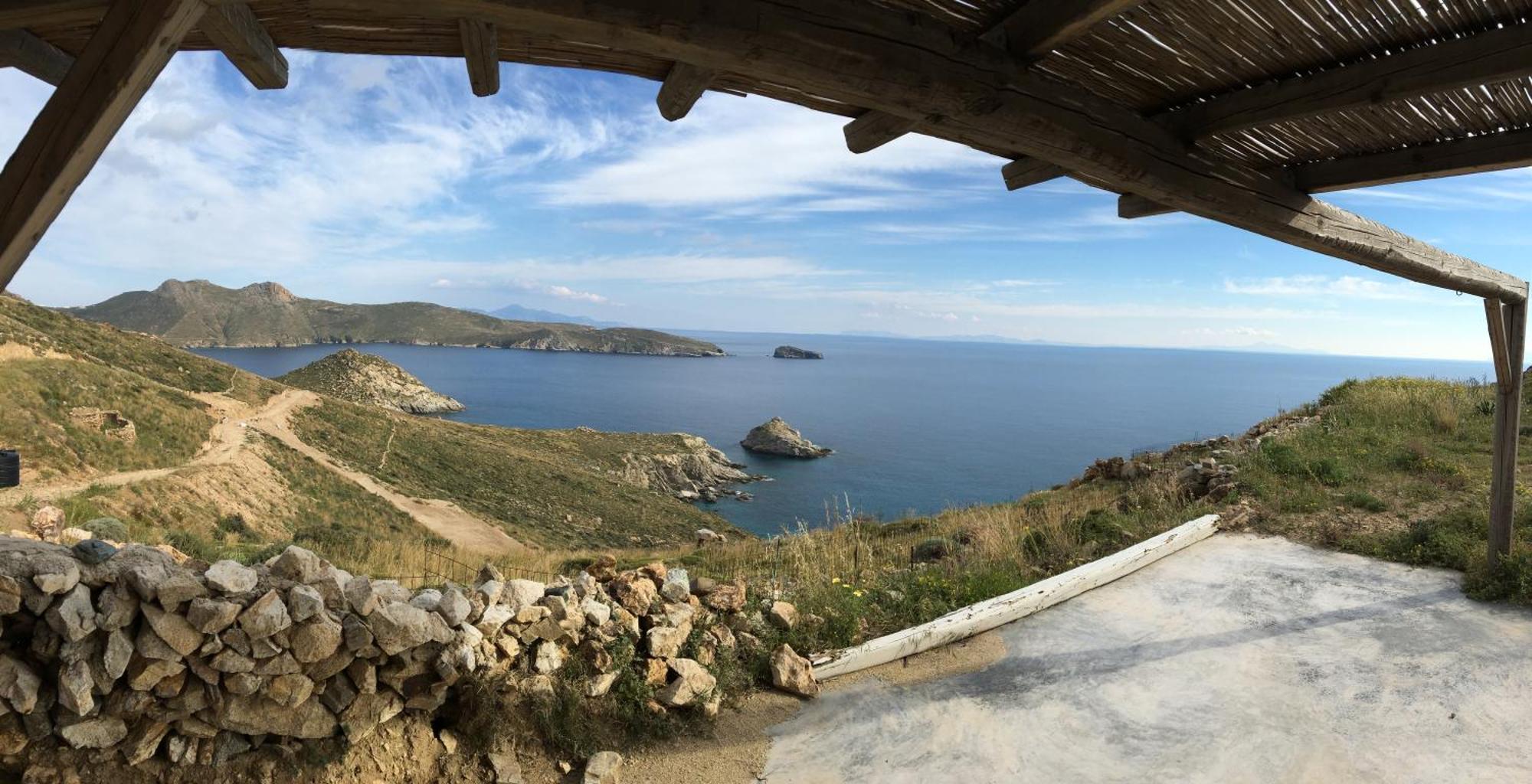SNAKE - Serifians Vagia (Serifos) Bagian luar foto